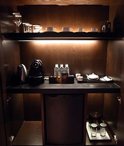 Mini-Bar Section